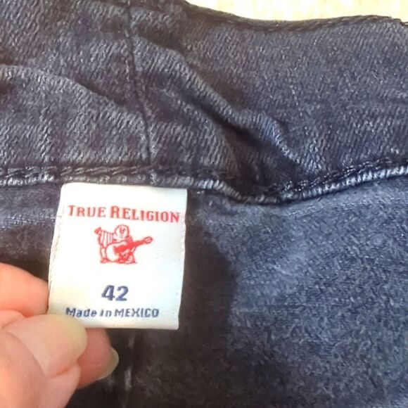 True Religion Black Denim Short Cut- offs Size 42 - Picture 8 of 10